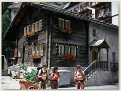 02_Ankunft in Zermatt 1605 m - und los geht's
